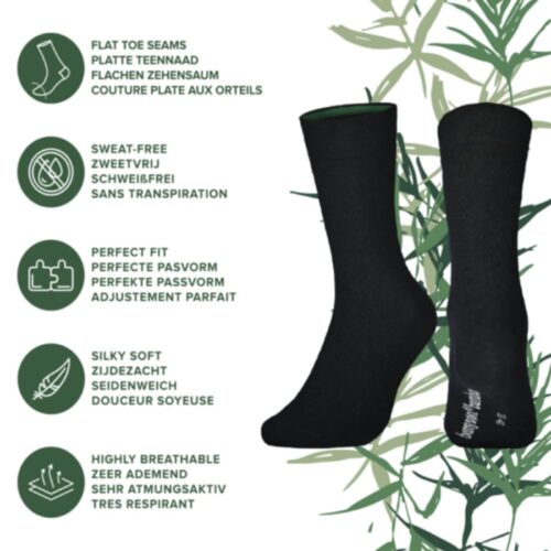 Comfortable seamless bamboo socks for everyday wear, 12 pairs in a bulk pack.